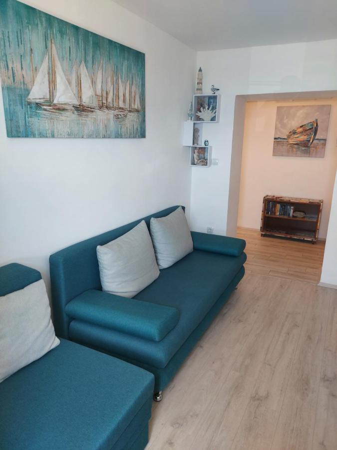 Apartmant Bionda Novi Vinodolski, Cozy And Nice Apartment For 4 People In The City Center Luaran gambar